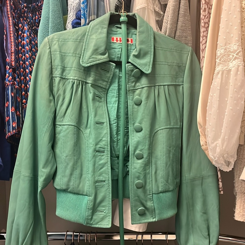 Leather fornarina bomber jacket in light green size small belt included